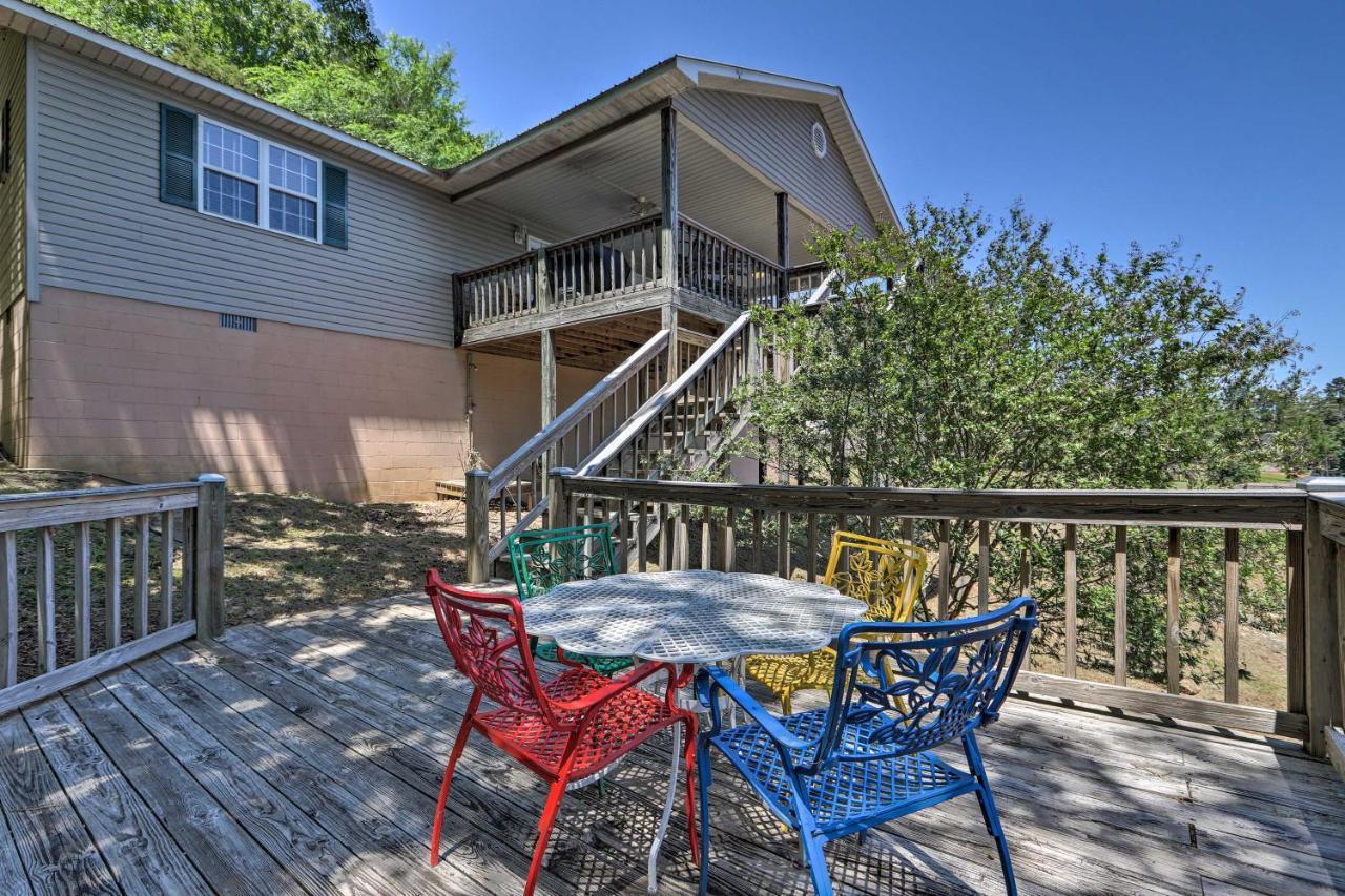 House With Dock And Slide Situated On Lake Sinclair! Sparta Bagian luar foto